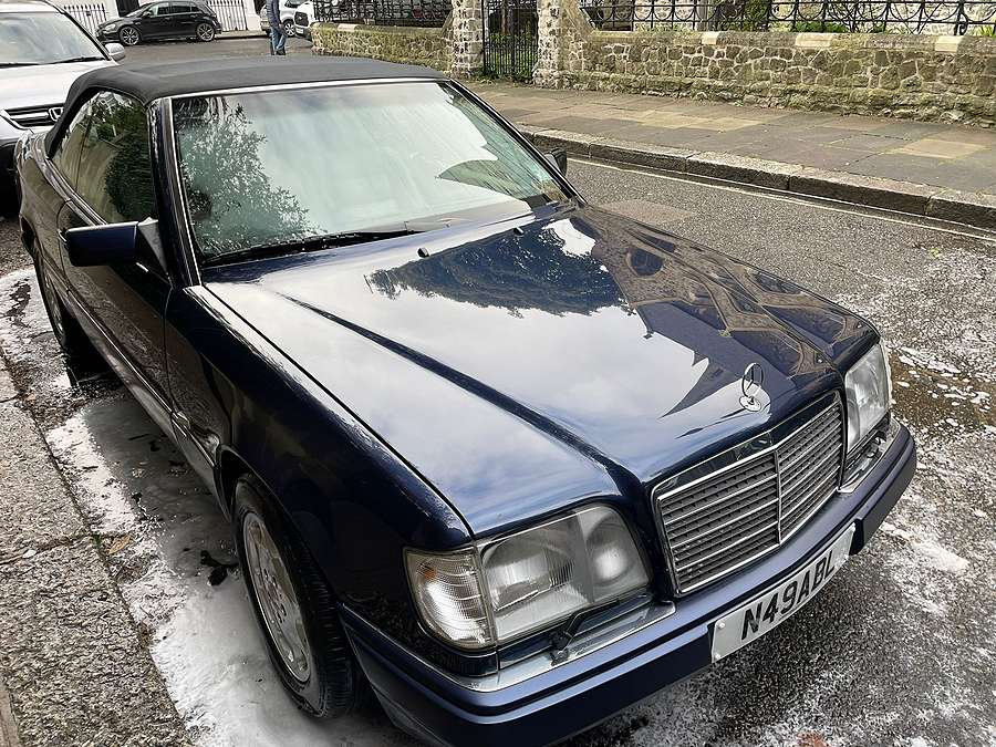 Exterior Wash & Wax in SW1V
